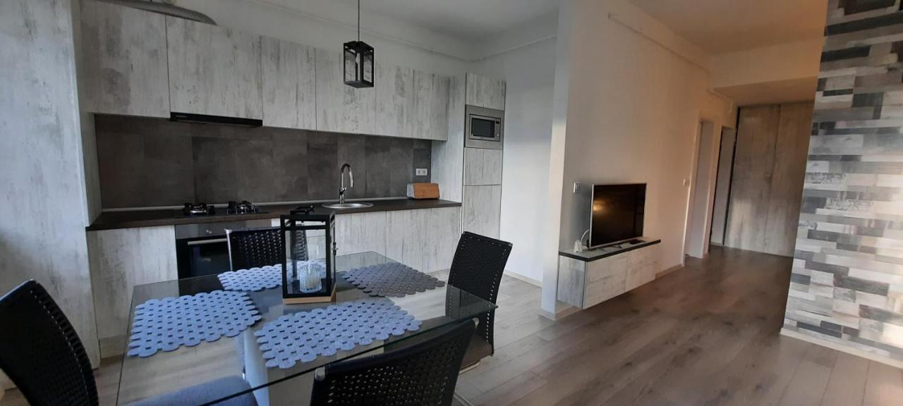 The World Apartament Targu Mures Ngoại thất bức ảnh